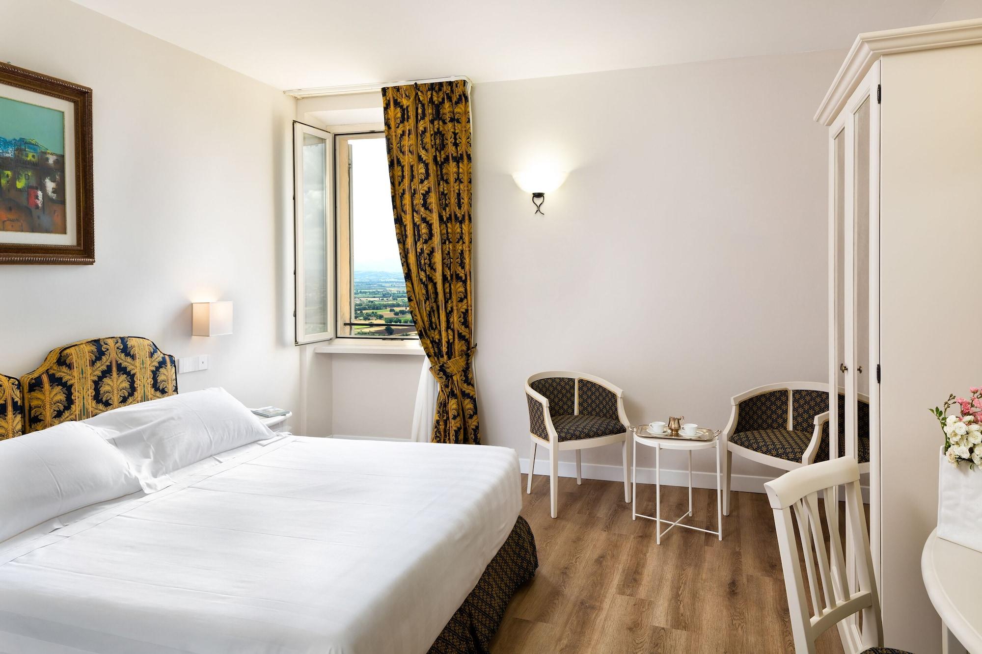 Hotel Fontebella อัสซิซี ภายนอก รูปภาพ